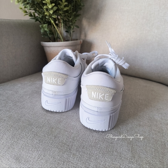 Women's Nike Court Legacy Lift White Sneakers Customized With Clear Crystals - Picture 3 of 8